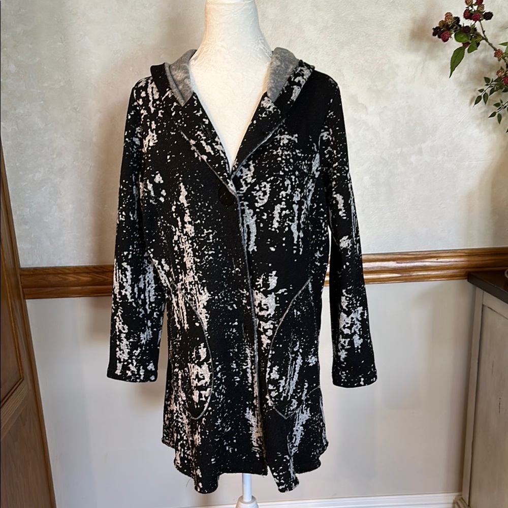 Habitat Black and White Women's Jacket size Small